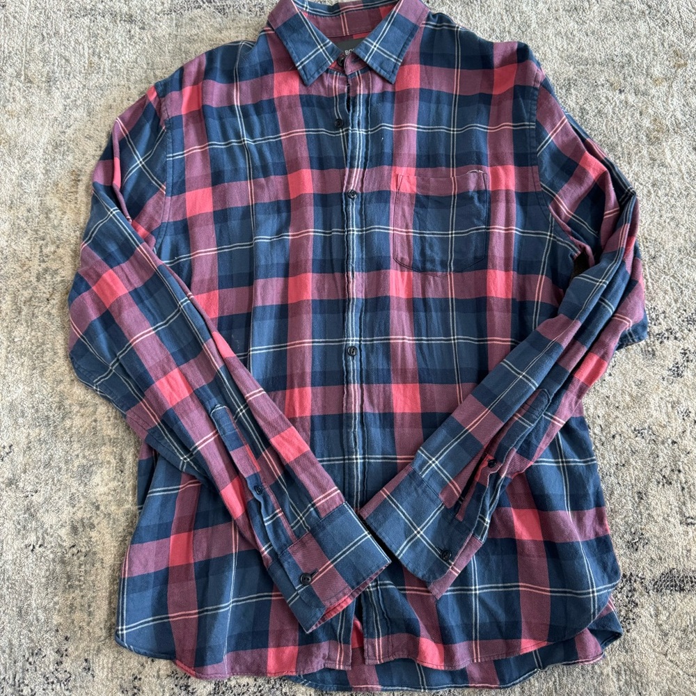 Men’s Bonobos button down flannel.